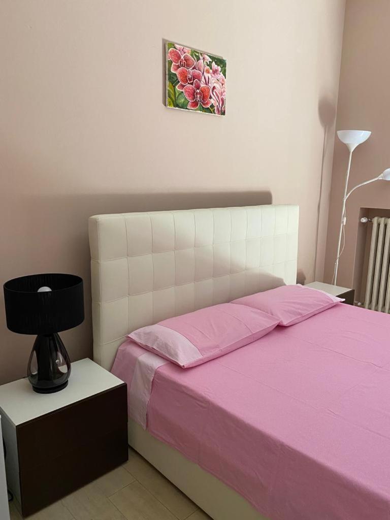 Casa Delle Orchidee Hotel Alba  Ruang foto