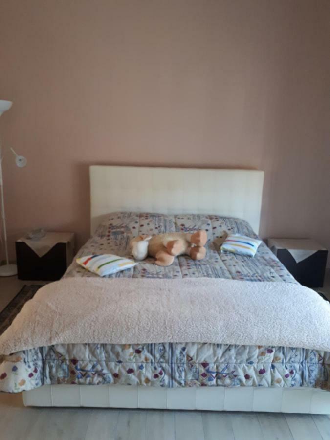 Casa Delle Orchidee Hotel Alba  Bagian luar foto